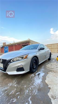 نيسان ألتيما